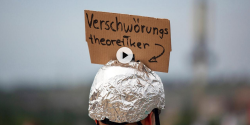 Zwischen Wahn und Wahrheit